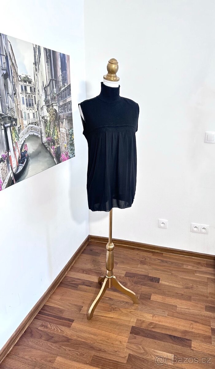 Vlněná vesta Costume National Vel M