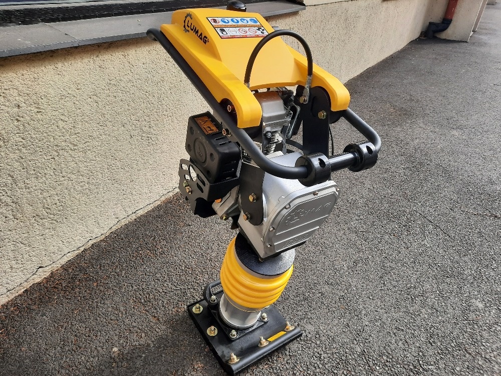 Vibrační pěch (dusadlo) VS80S Lumag