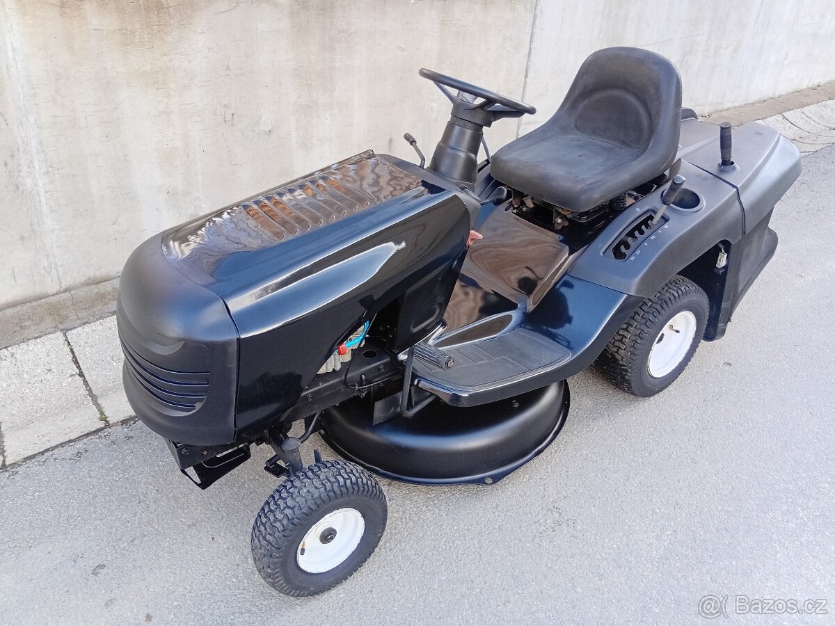 Prodám zahradní traktor Hurricane