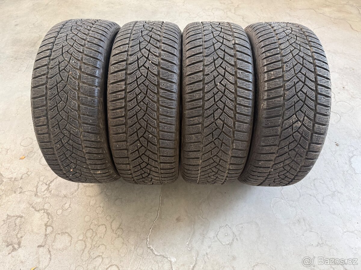 4x zimní pneu GOODYEAR 225/50 R18