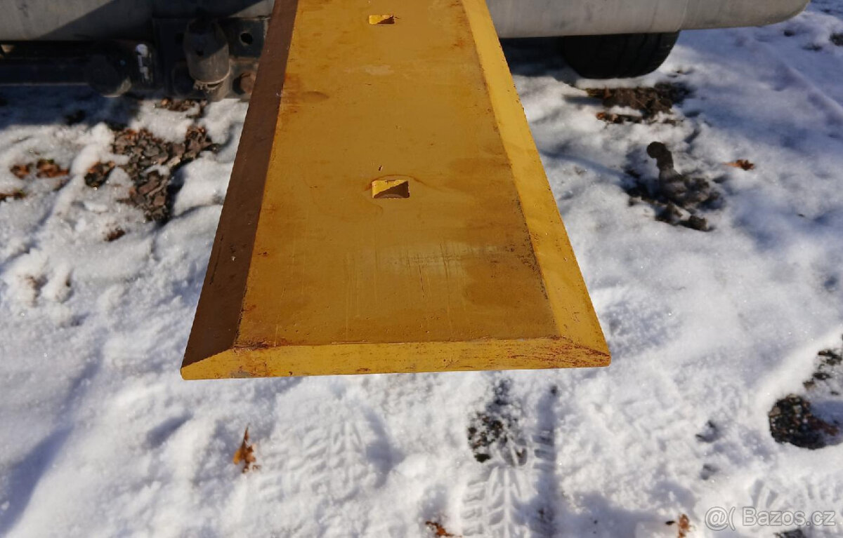 přidavný břit pro JCB 3cx / 4cx