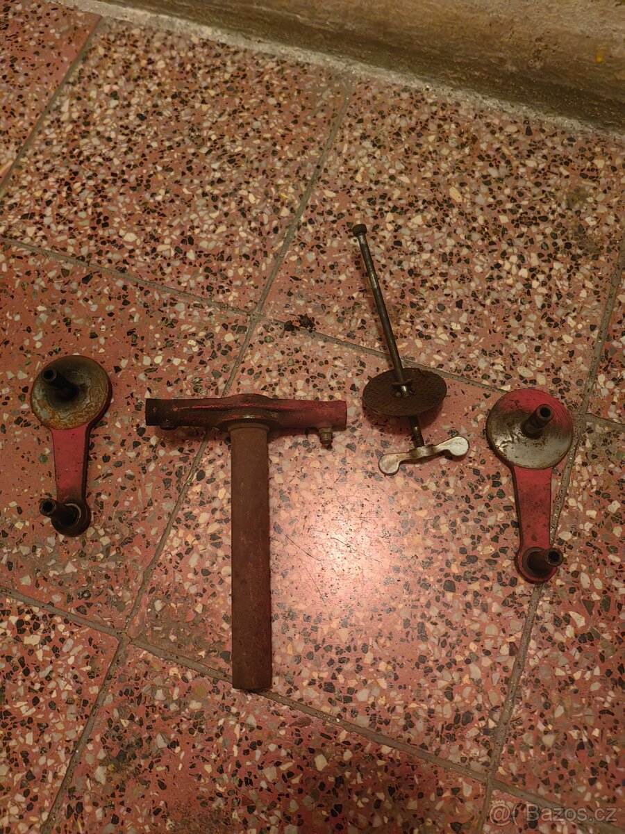 Jawa speciál vahadla