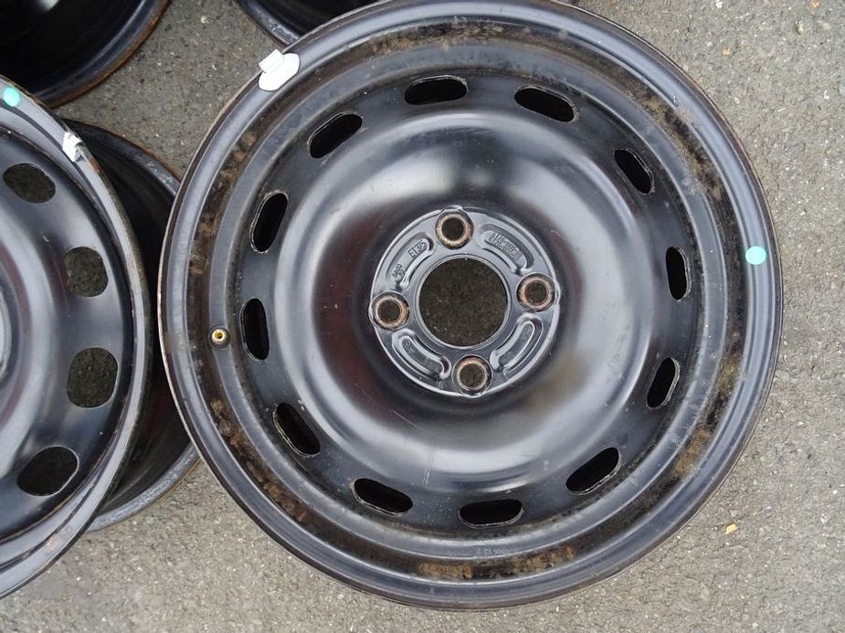 Plecháče, ocel disky 15",rozteč 4x108, ET 37,5 , šíře 6J