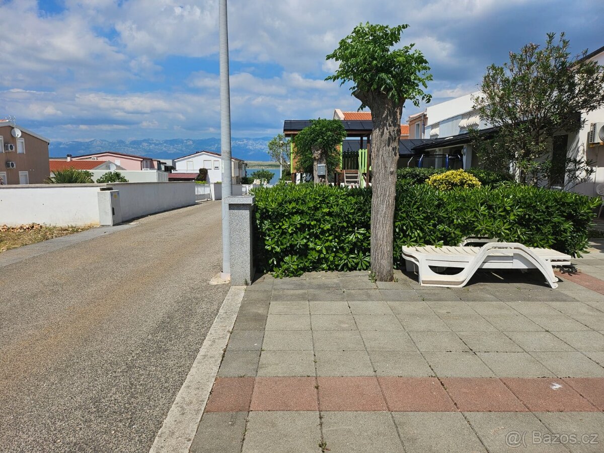 Chorvátsko apartmán 100 m od mora.