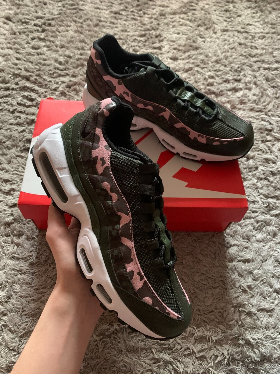 Nike Air Max 95 Olive Pink Camo