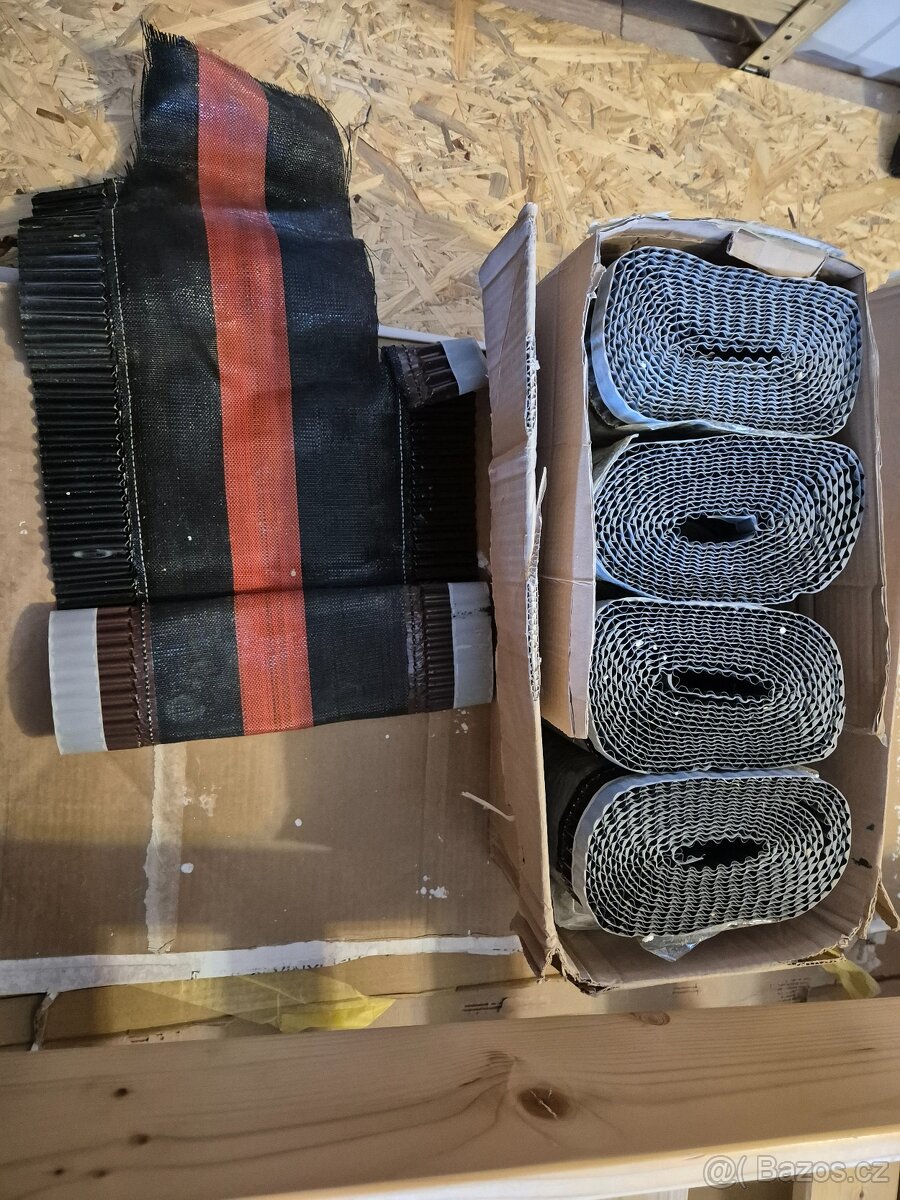 Pas hřebenový vetraci