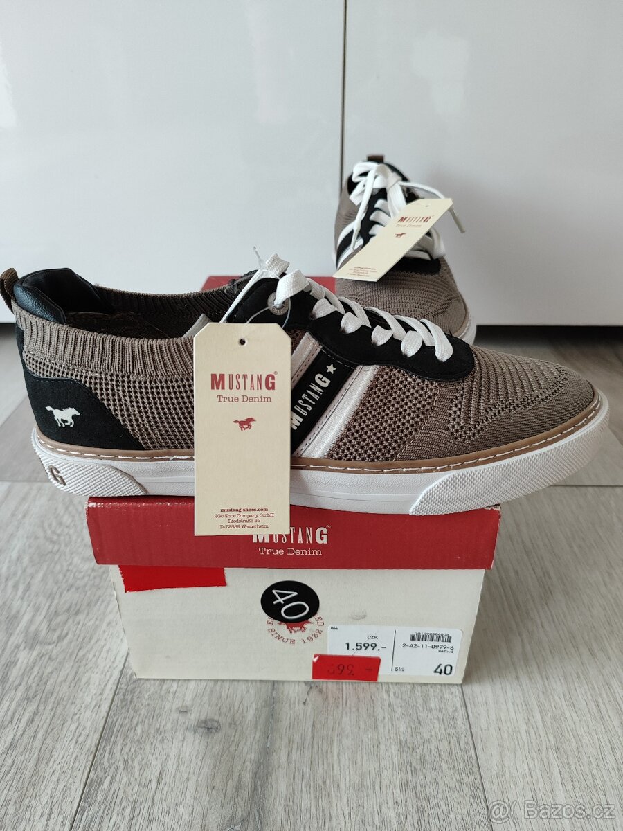 NOVÉ MUSTANG vel. 40