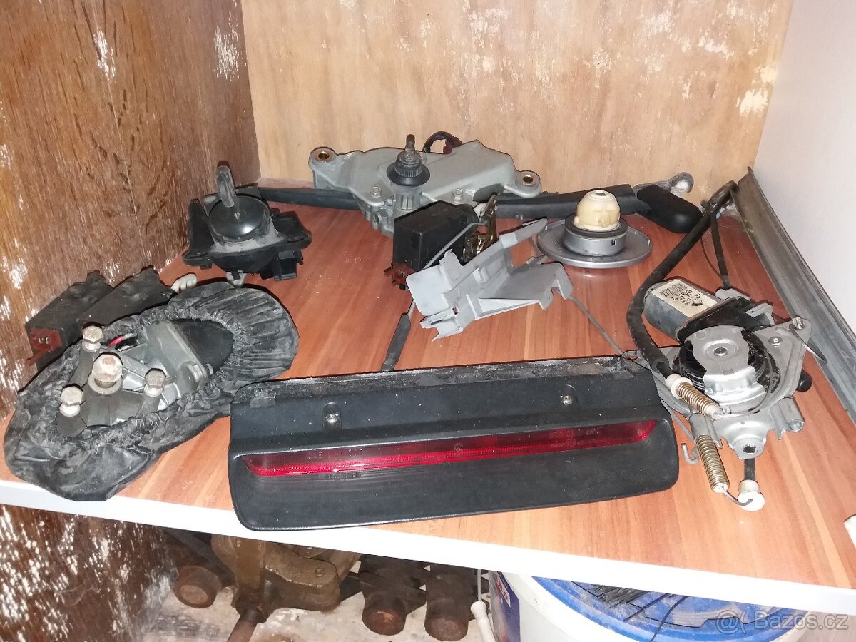 Náhradní díly citroen saxo LEVNĚ