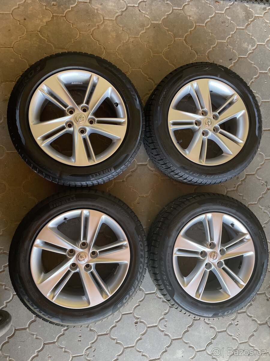 Originál ALU Opel Insignia Astra apod. 5x115 R17