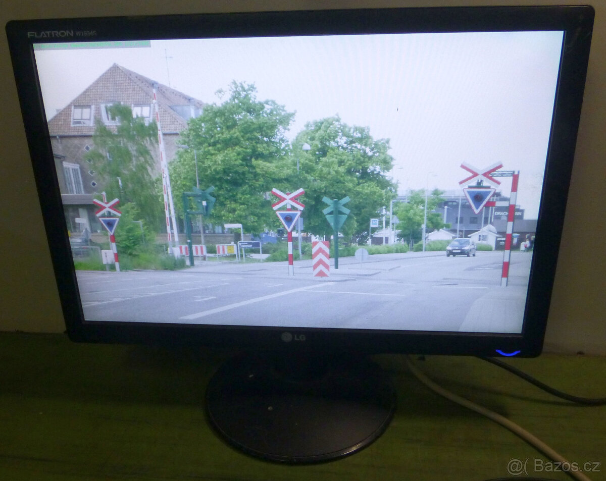 LCD monitor LG Flatron, 19 palců, 1440x900