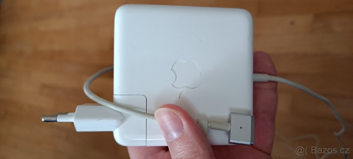 Apple MagSafe 2 85W nabíječka / adaptér