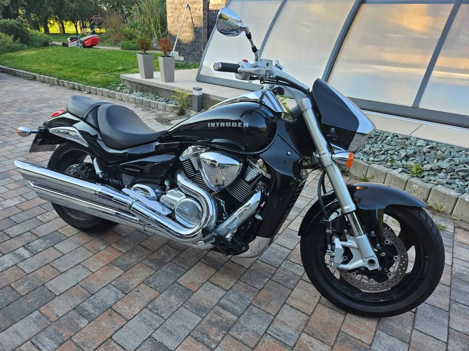 Suzuki Intruder VZR 1800