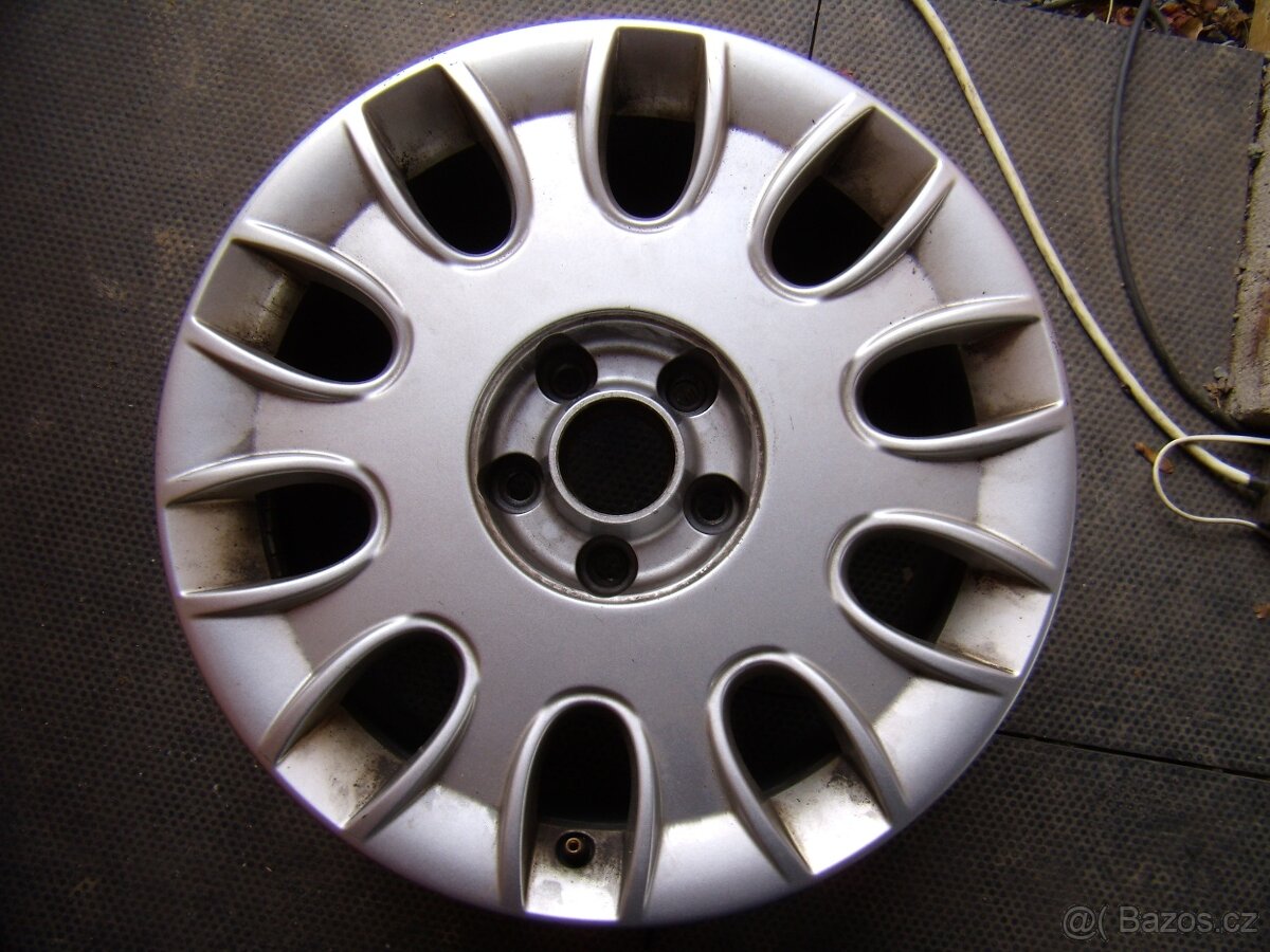Aludisky elektrony Audi A8 D3 2002-10 5x112 8x17 ET43 / 57,1