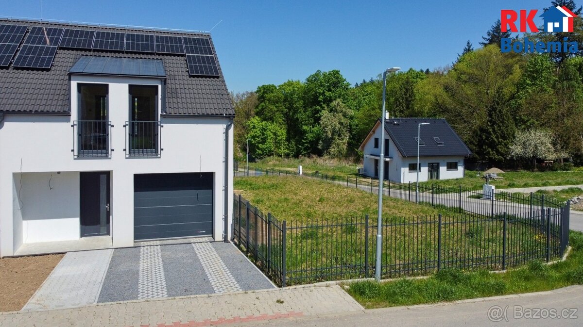 Prodej rodinného domu 5+kk s garáží, parkovacím stáním a zah