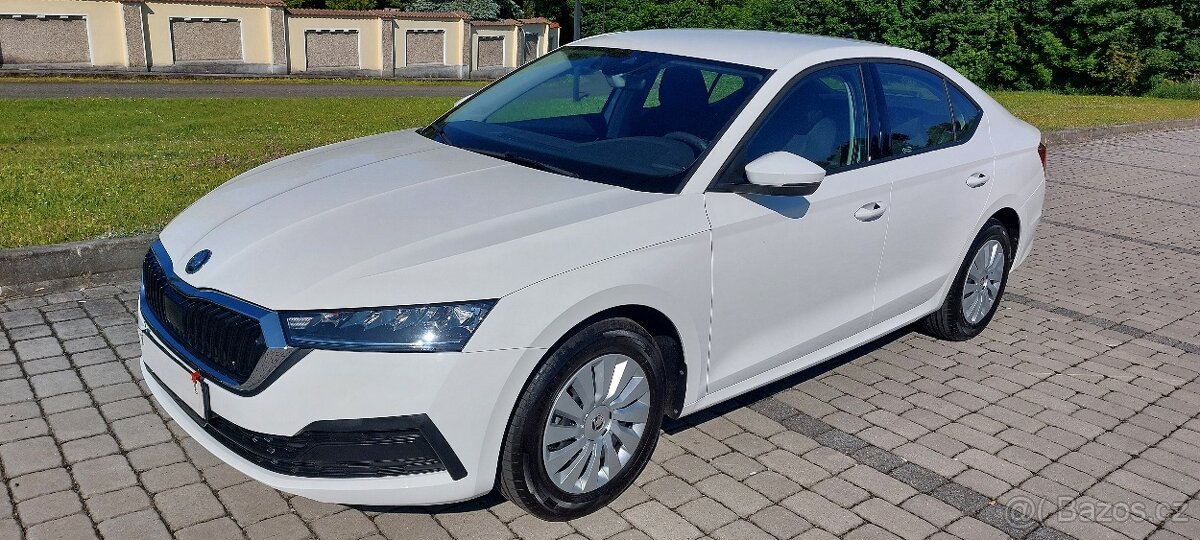 Octavia IV.1,0TSi(81kW)-ČR,r.21,naj.17 tis.km,LED,odpoč.DPH
