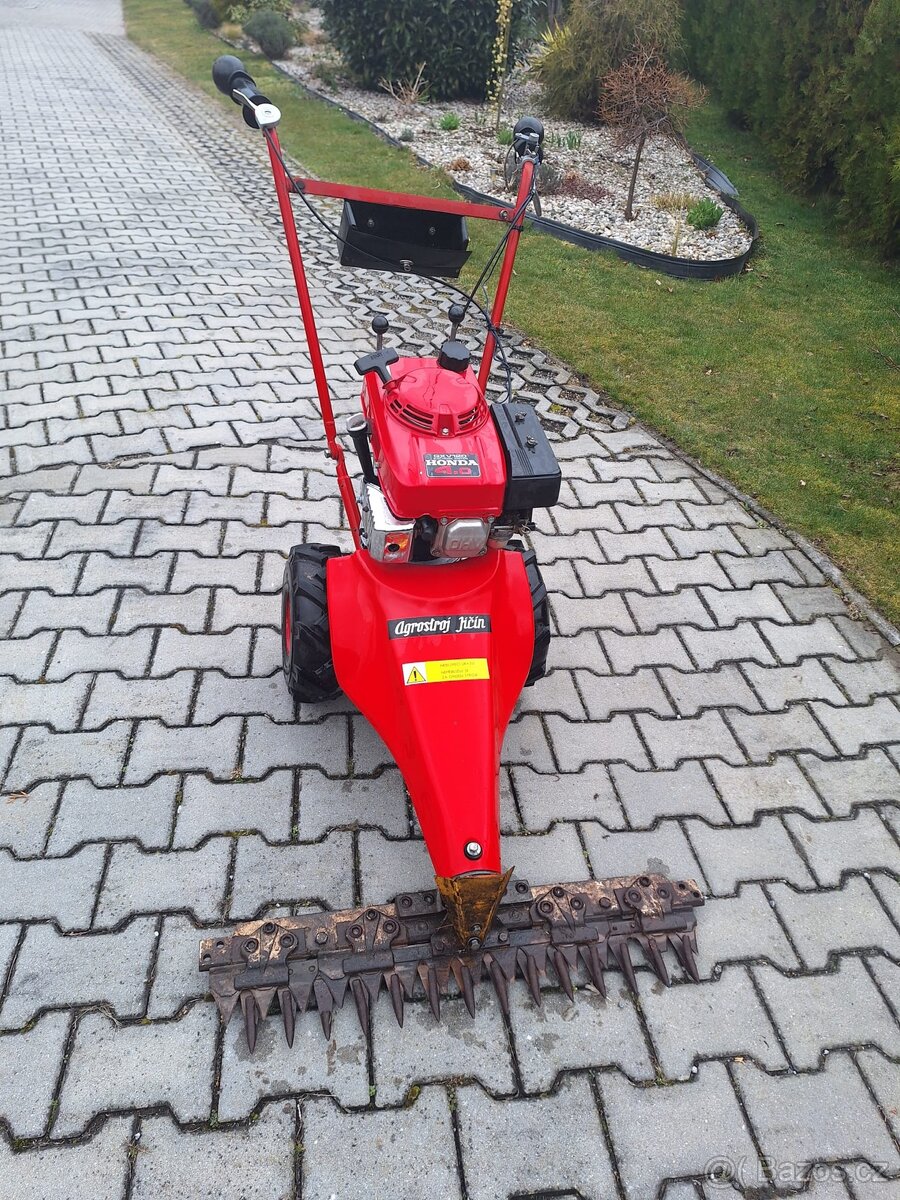 Lištová sekačka Honda