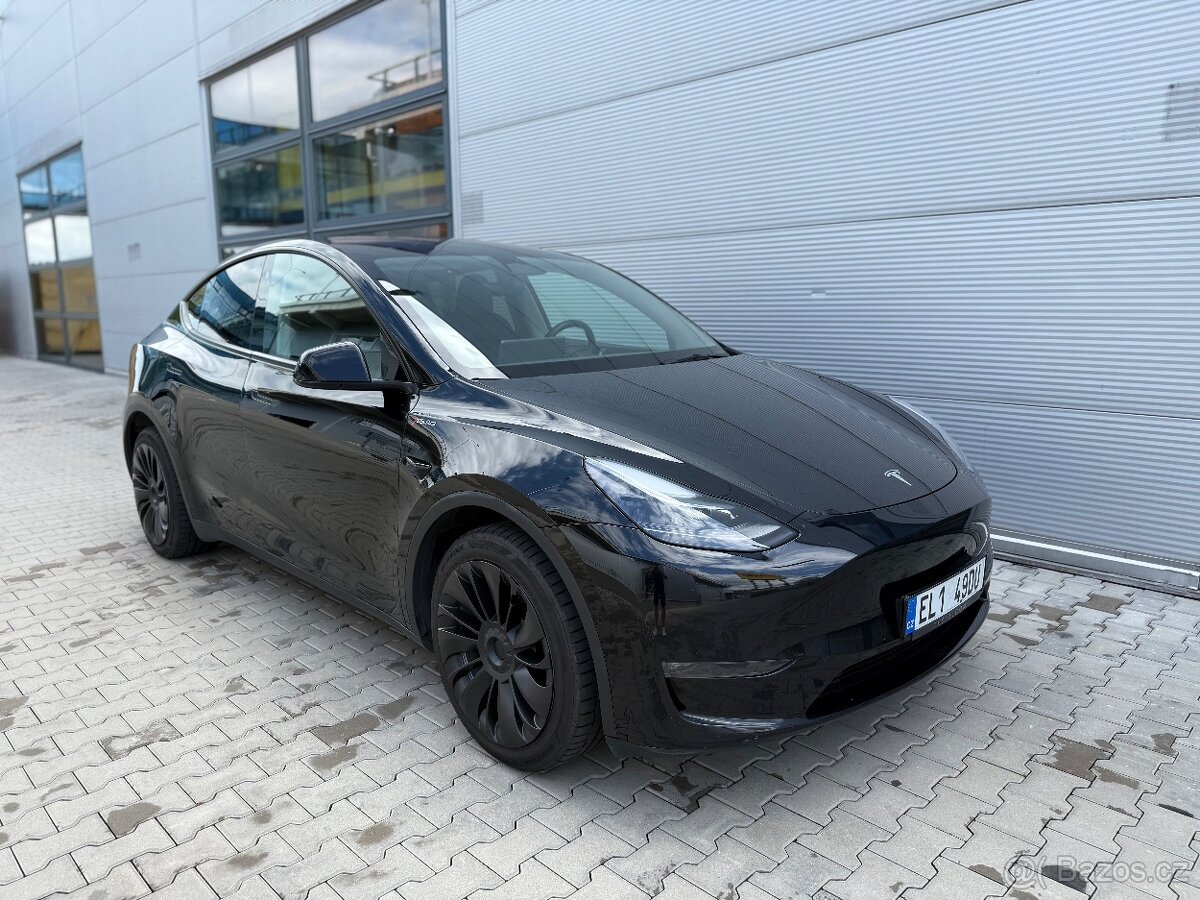 Tesla Model Y Long Range 4x4 záruka 2030 DPH
