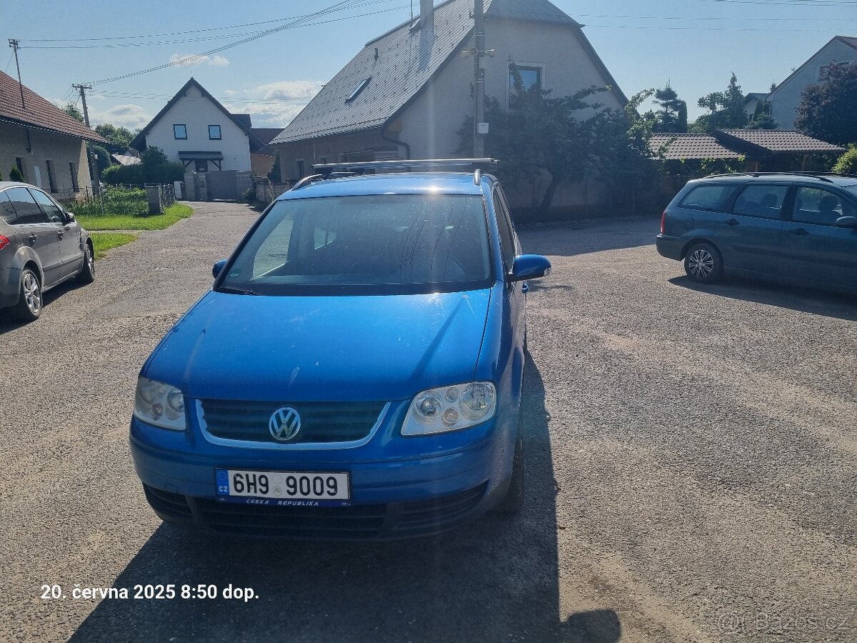Prodám Volkswagen Touran 7 mist