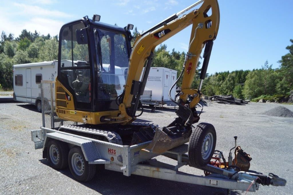 top minibagr Caterpillar 301.7D s přívěsem, rok výroby 2014