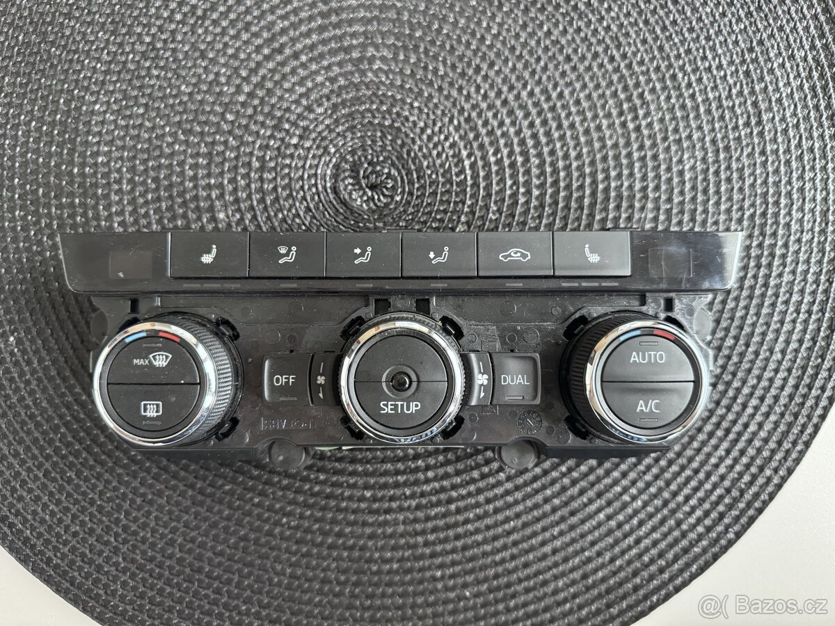 Panel klimatizace Octavia 3