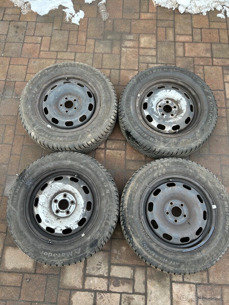 195/65/15 Zimni pneu