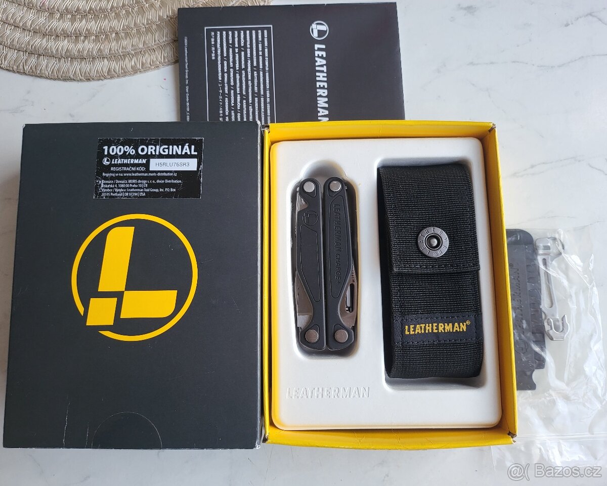 Leatherman Multitool CHARGE PLUS stříbrná/černá 832516