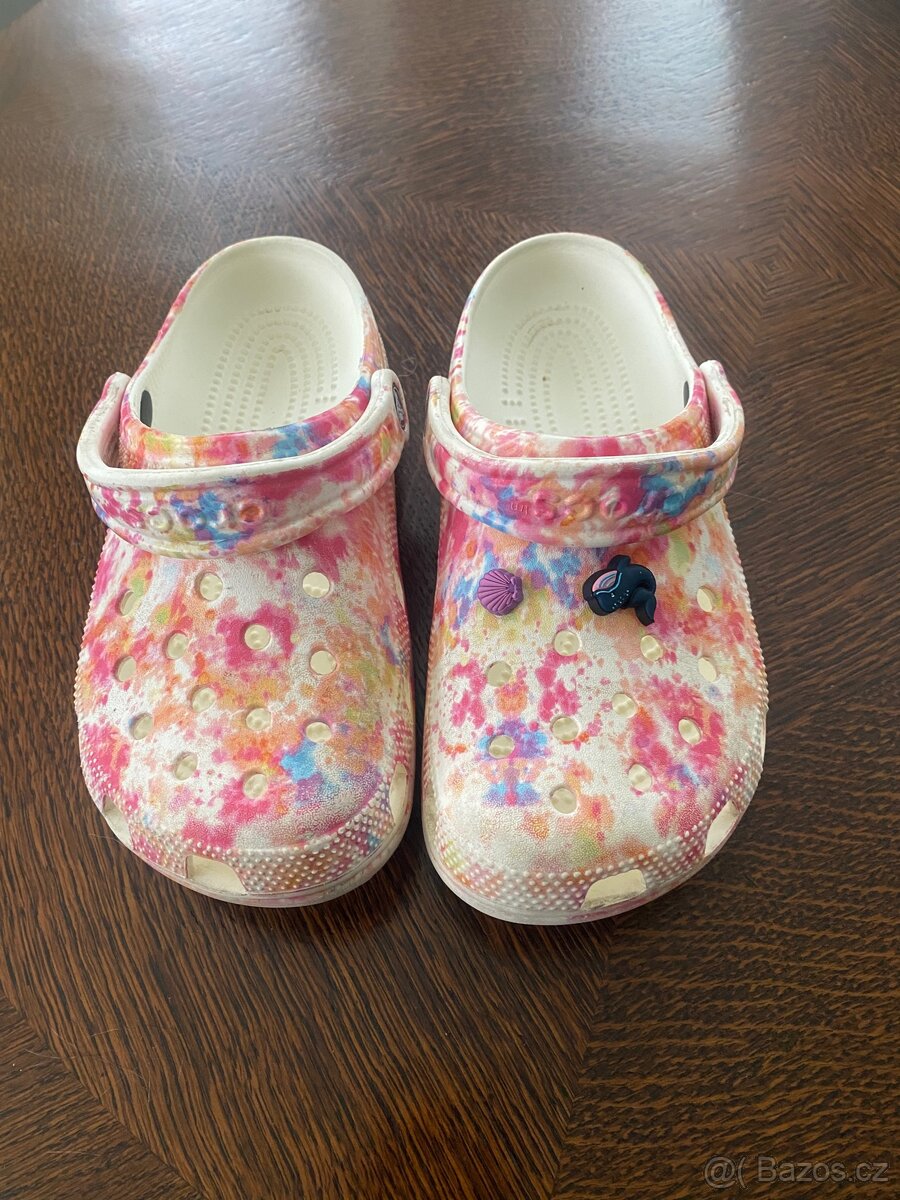 Pantofle Crocs, velikost 5