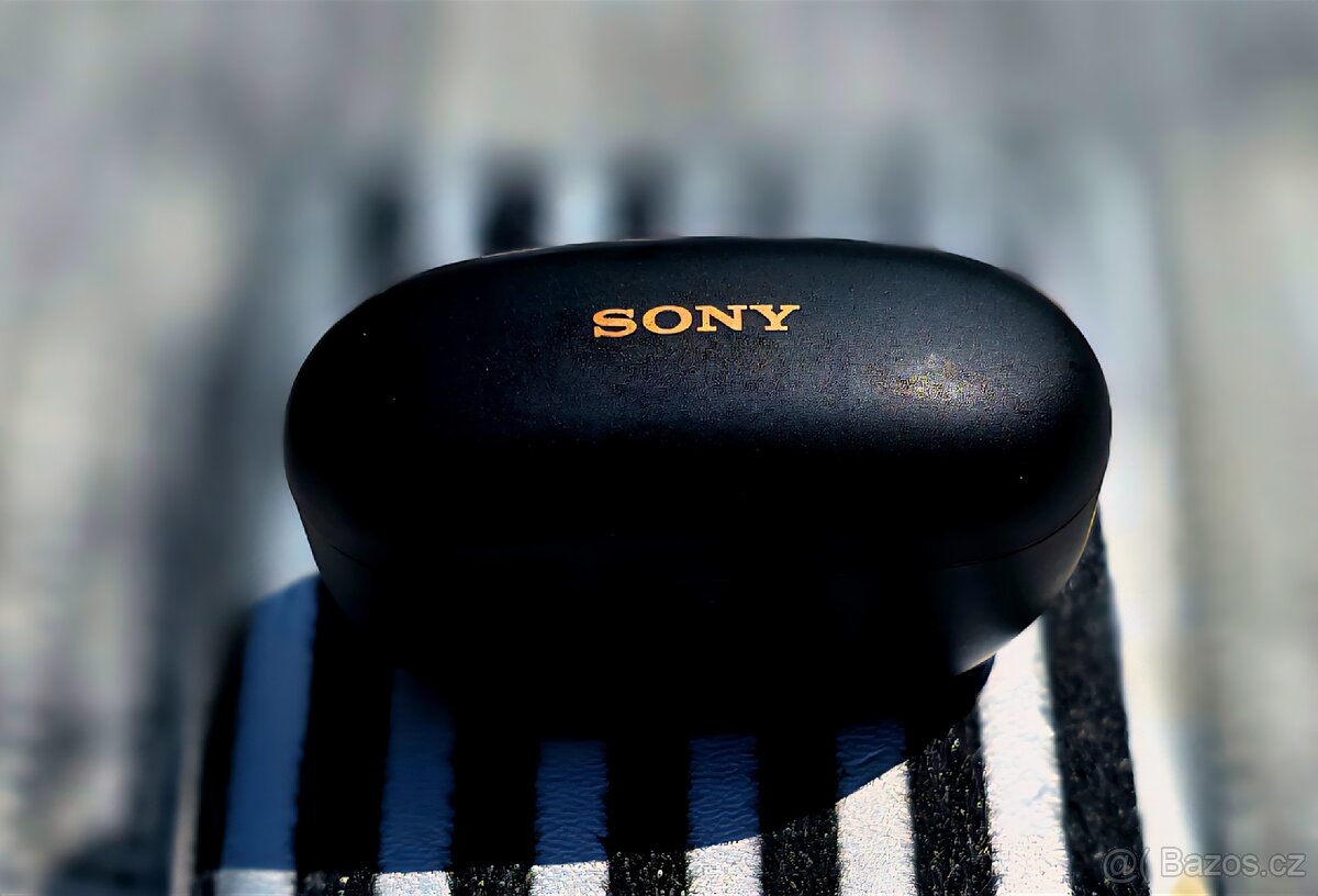 Špičkové pecky Sony WF-1000XM5 - perfektní stav