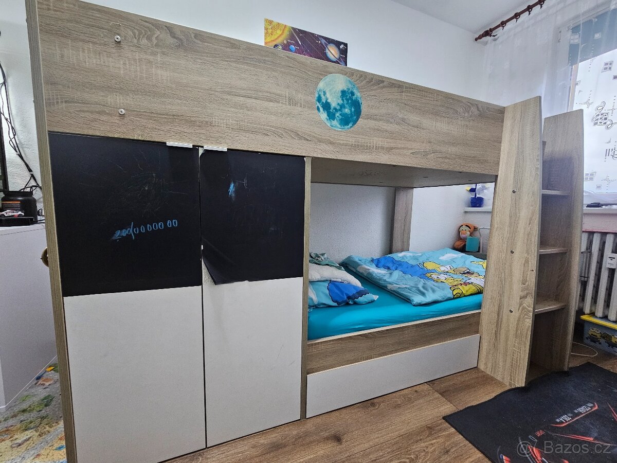 Patrová postel s úložným prostorem