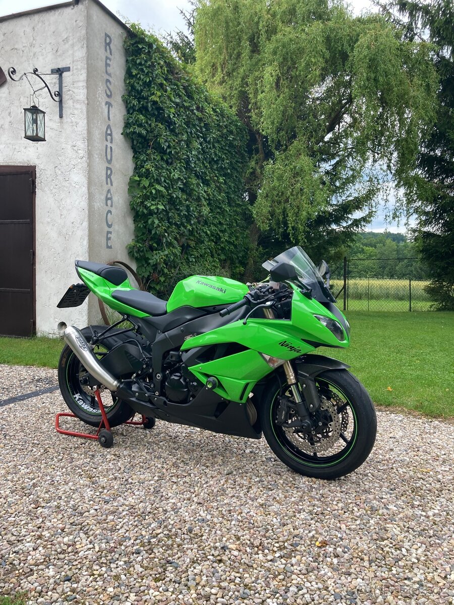 Kawasaki Ninja ZX6R 2010