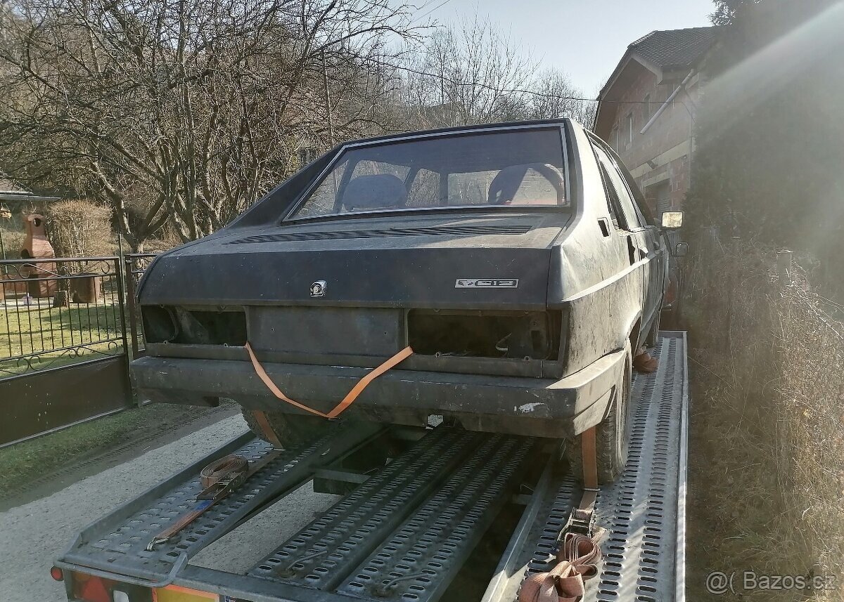 Tatra 613
