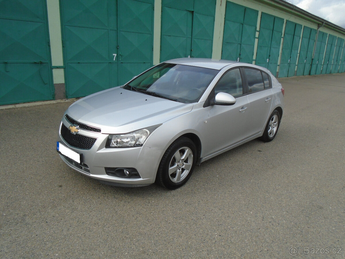 Chevrolet Cruze 1.6i 1.majitel ČR 99.000km