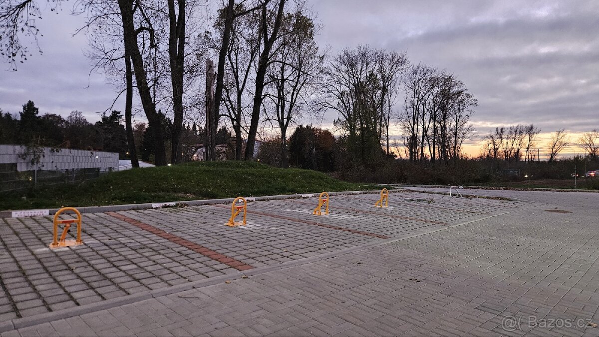 Pronájem parkovacího místa – sídliště Osvobození, Vyškov