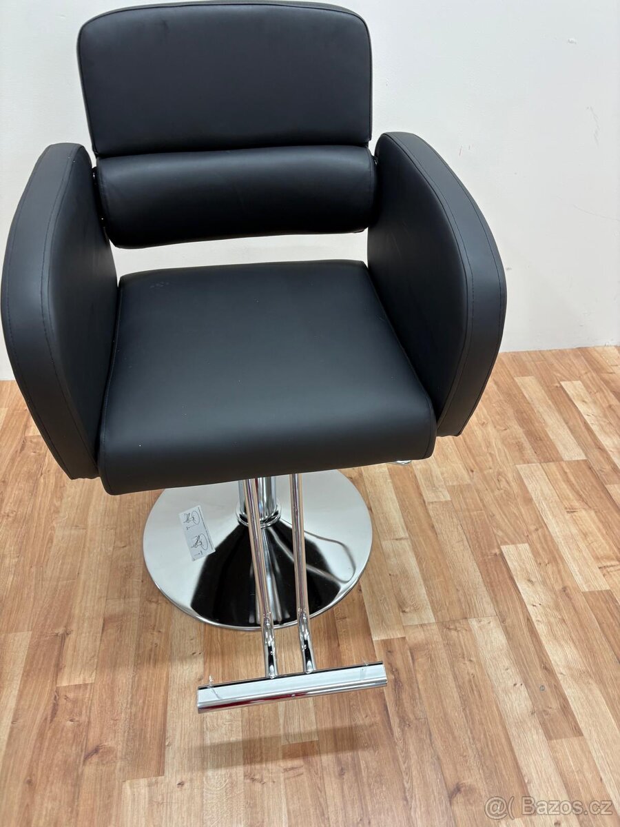 🪑 Kadeřnické křeslo –  moderní design
