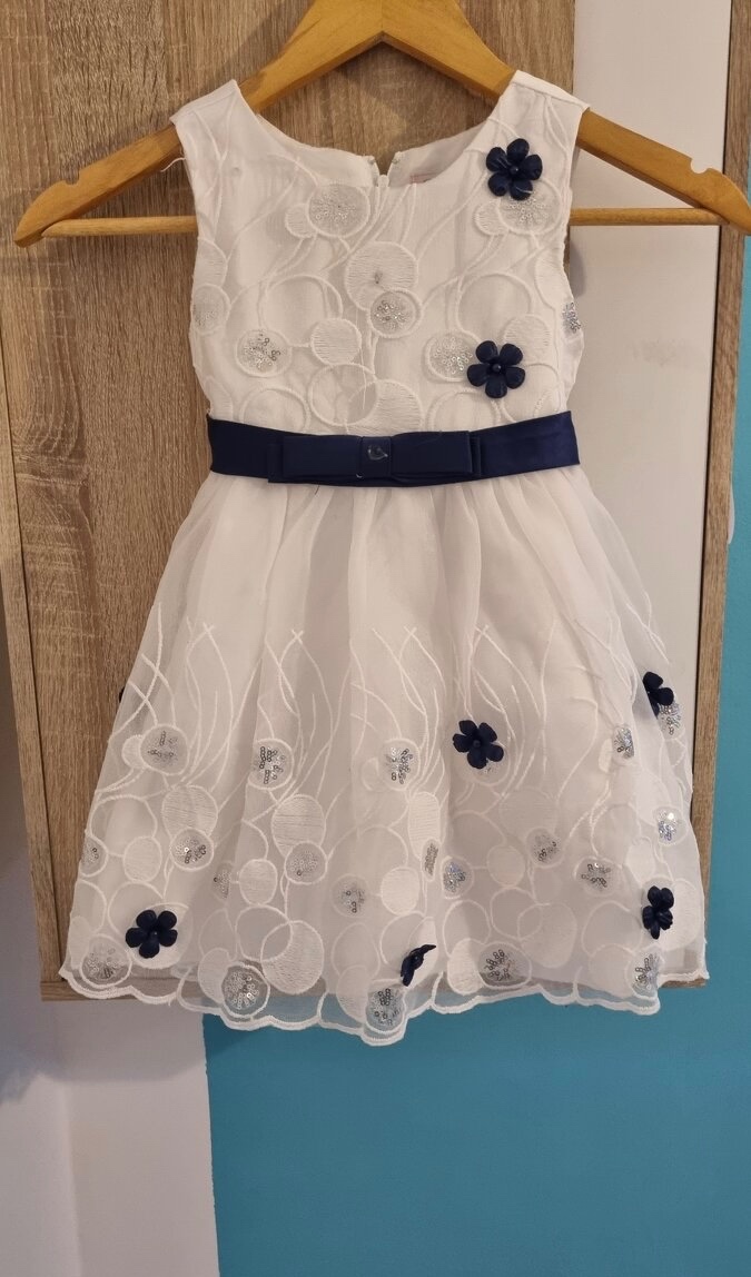 Prodám dětské šatičky vel: viz foto