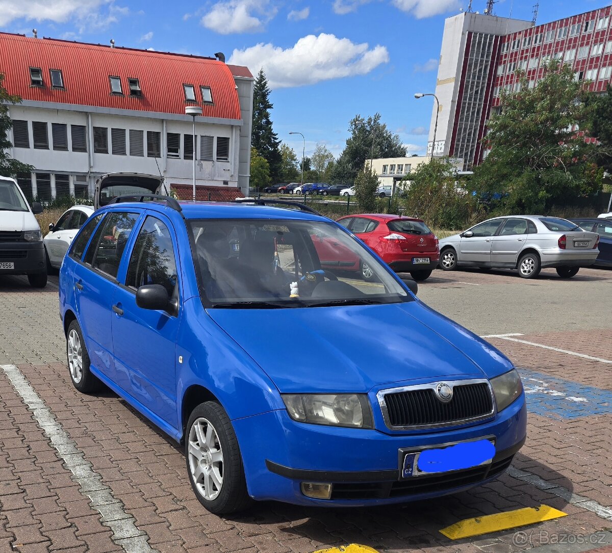 Škoda fabia.
