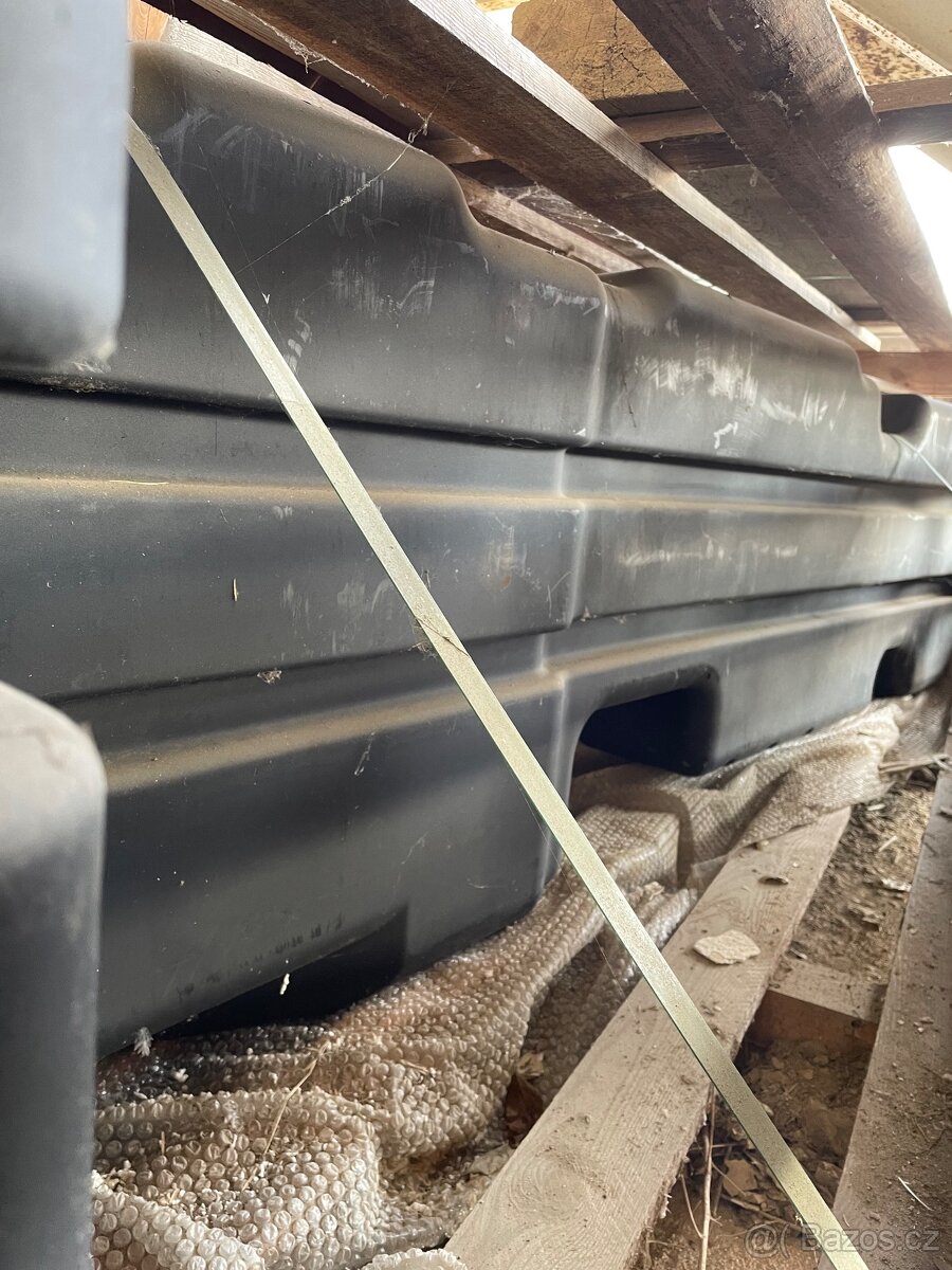 Palivová nádrž - nová, na John Deere T670