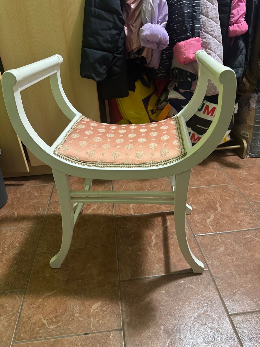 Thonet “Gondola” 1900, sběratelství, historie, starožitnost