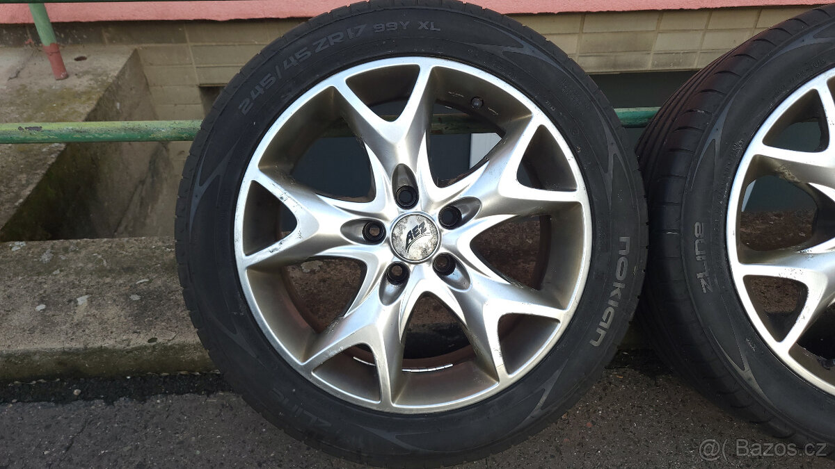 80% letní ALU kola 17" 5x112 Mercedes E W212 245/45/17