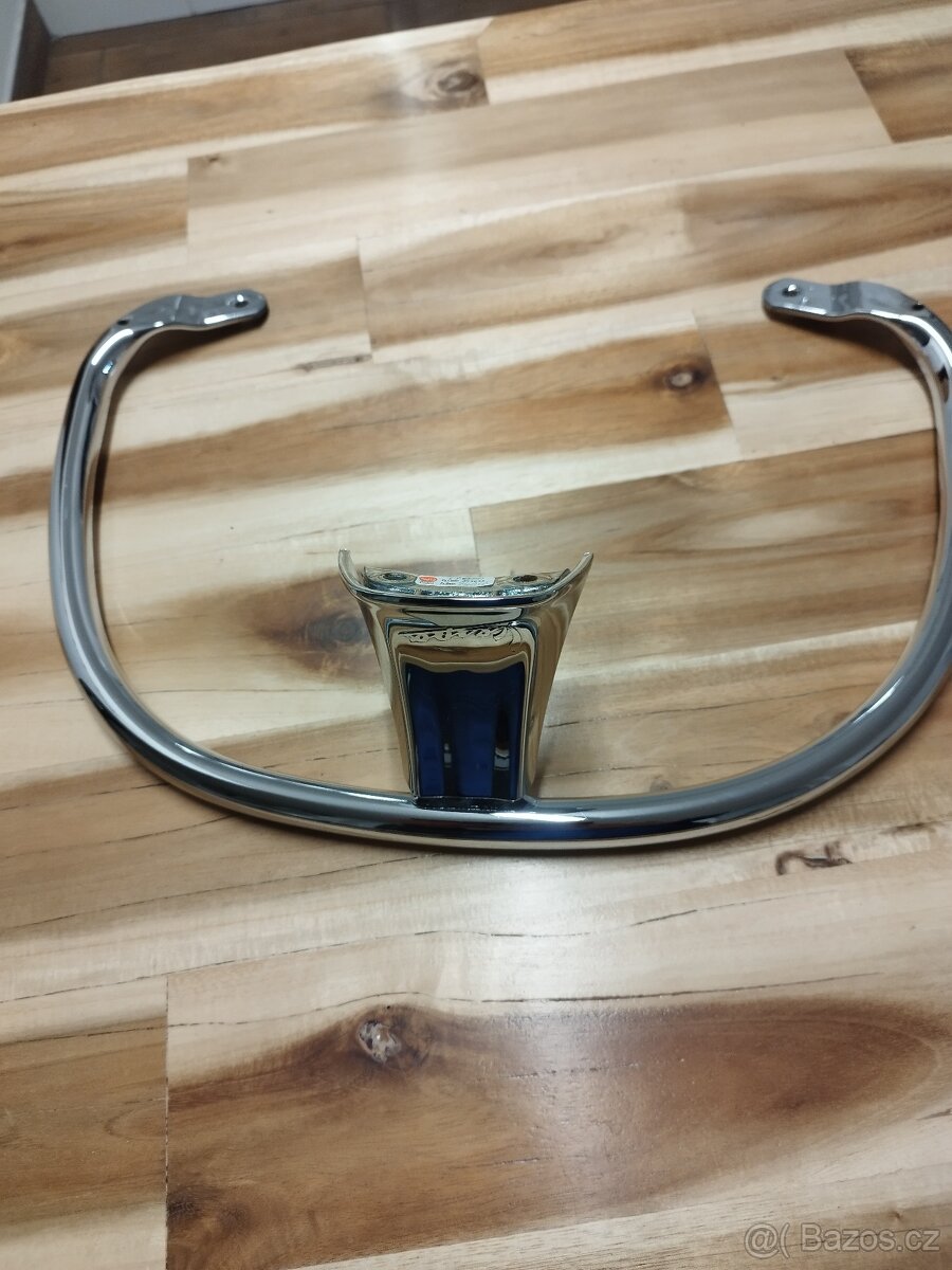 Vespa primavera  madlo