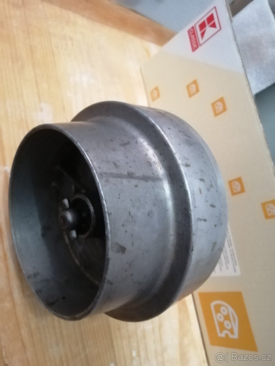 kovová prevodovka,misa na miešanie