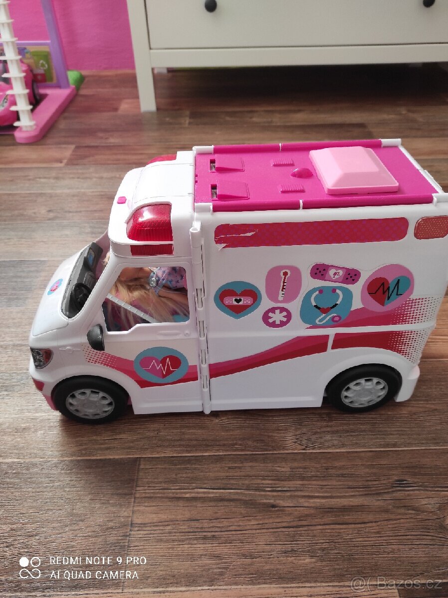 Barbie sanytka