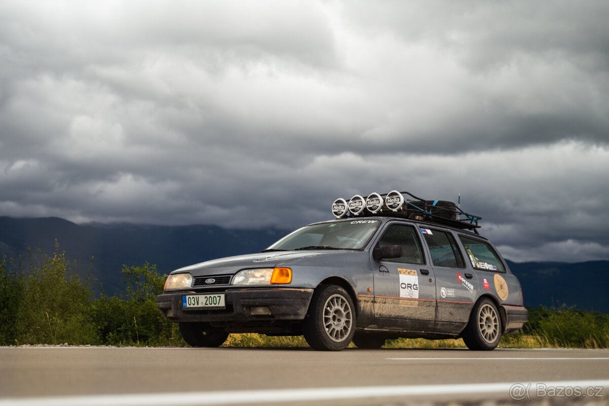 Projekt Ford Sierra Turnier 4x4 2.0 DOHC (2ks)