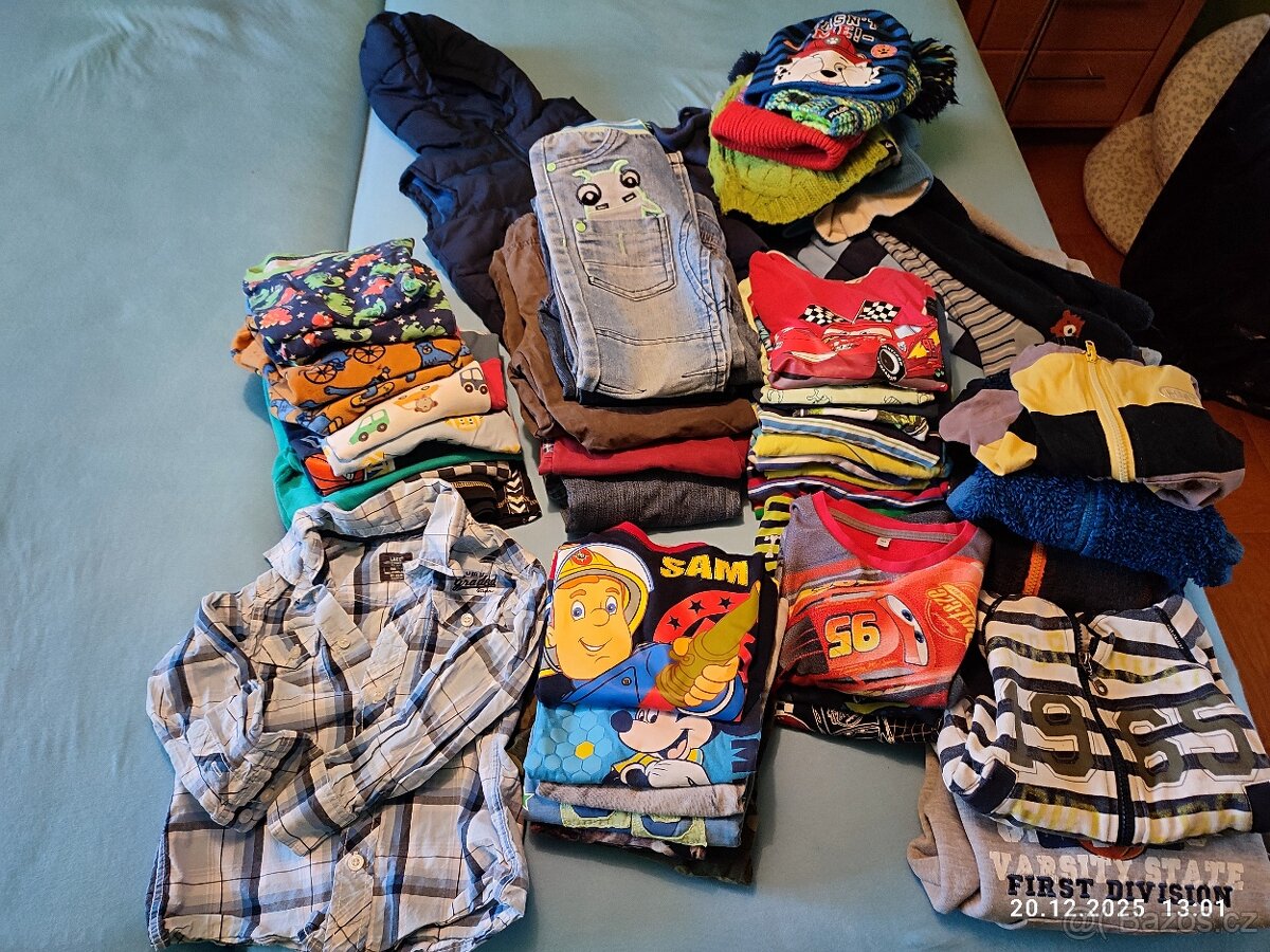 Mix oblečení vel 104, 110, kolem 100 ks