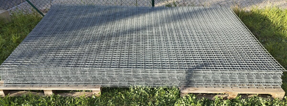 GABIONOVÁ SÍŤ 10x5 cm - rozm. 200x320 cm