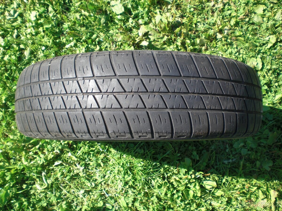 Prodám různé pneumatiky a disk