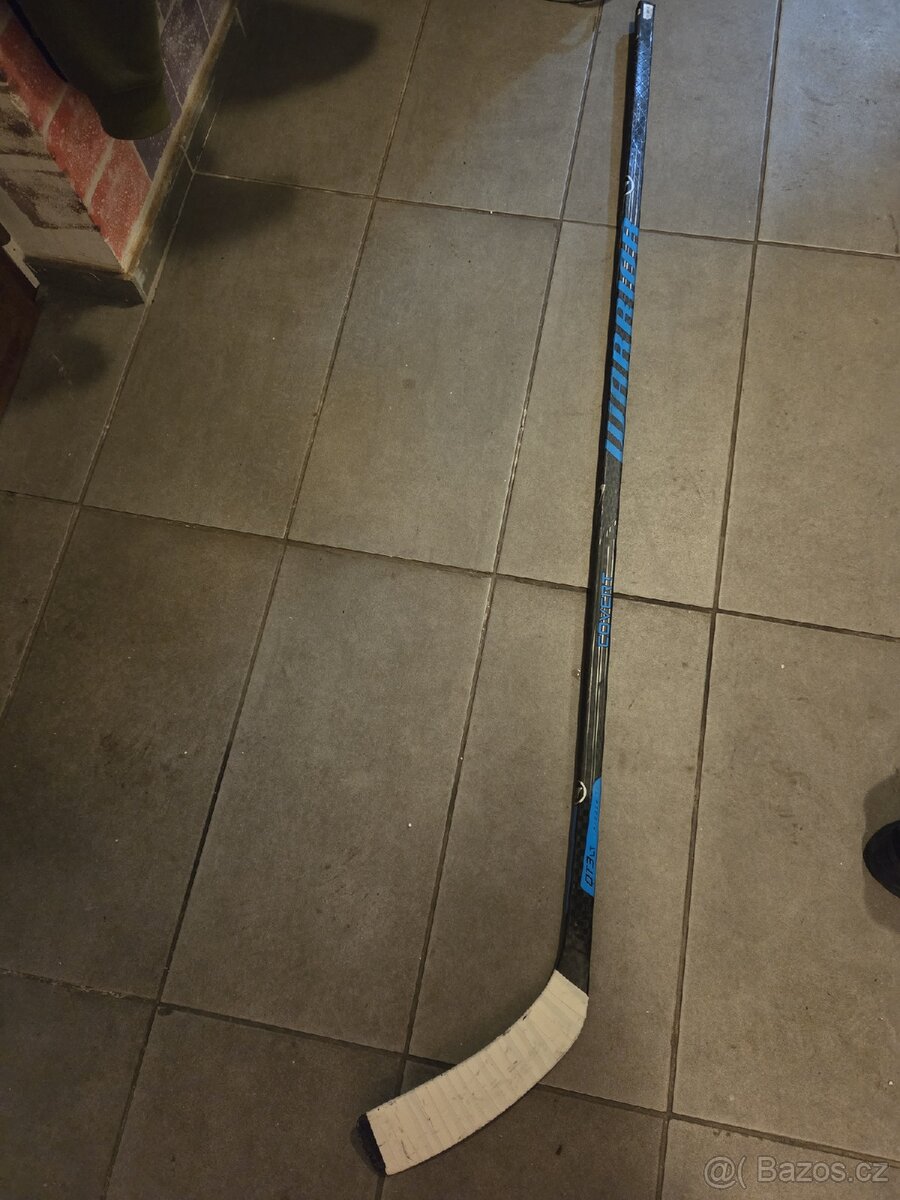 Hokejka Warrior Covert DT3LT