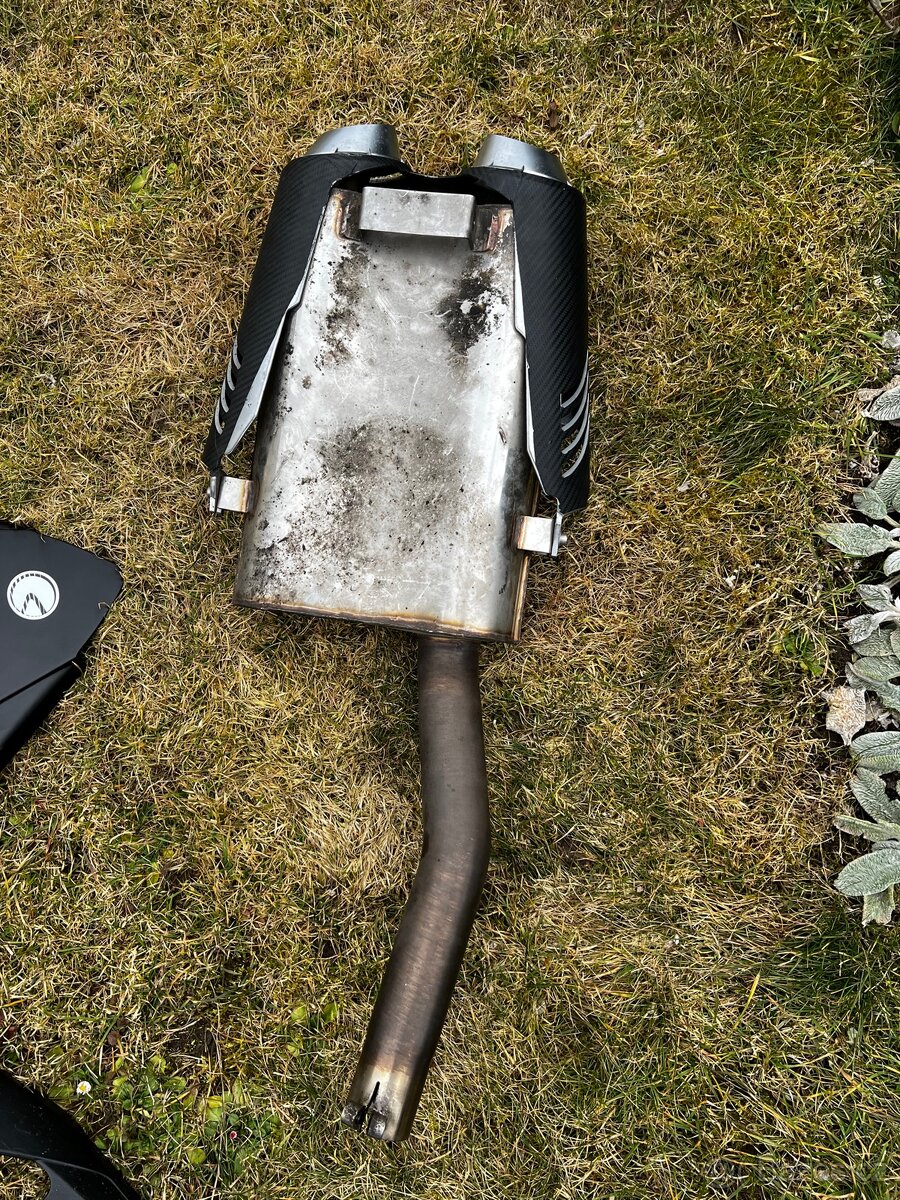 Výfuk - Yamaha FZ6 N/S