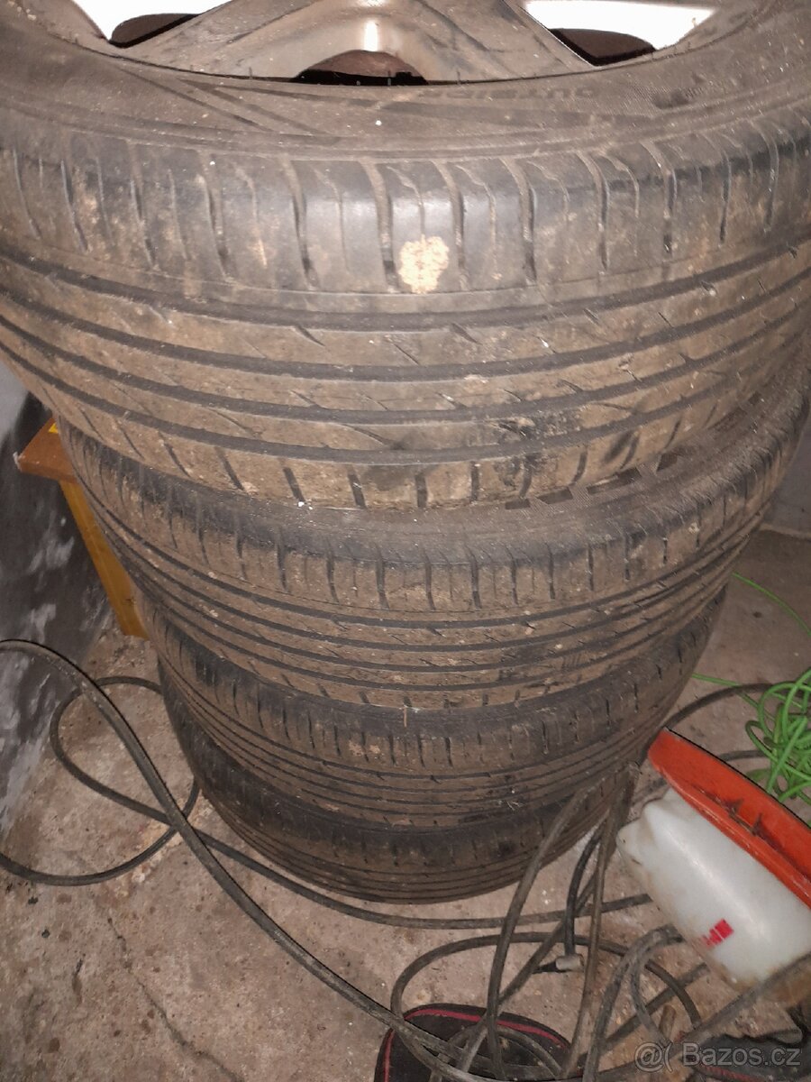 Prodám letni kola s pneu 205/55 r16 5×112