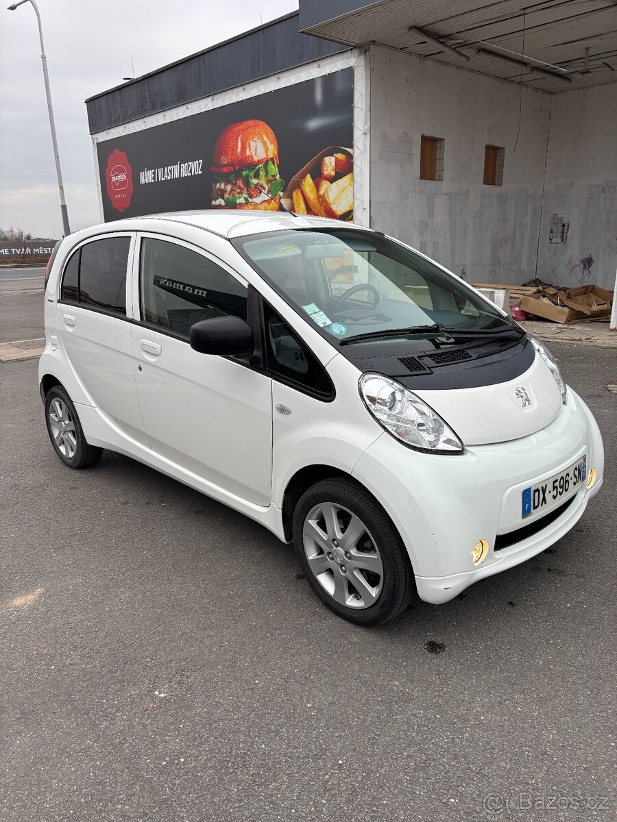 Peugeot iOn electric